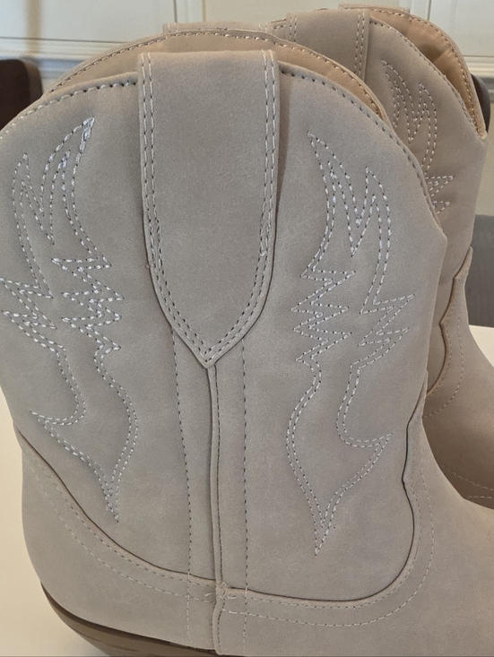 Beige Cowgirl Ankle Boots Embroidered  Western Toe Block Heel Coachella - Picture 3 of 7